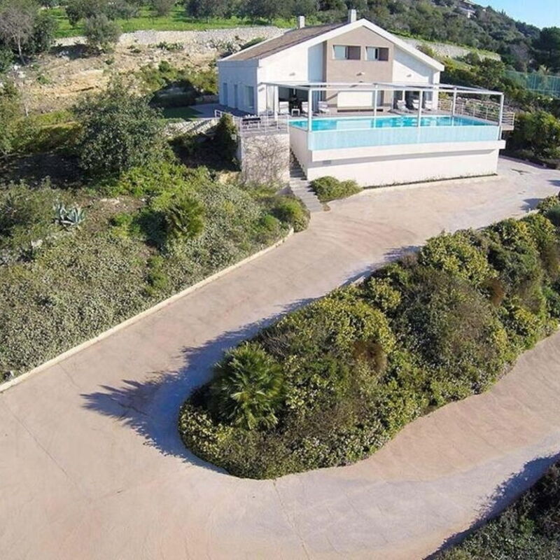 Villa Infinito By Halldis