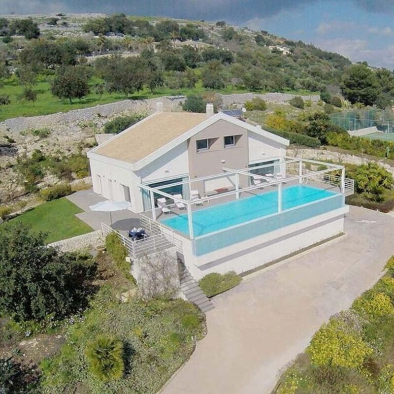 Villa Infinito By Halldis