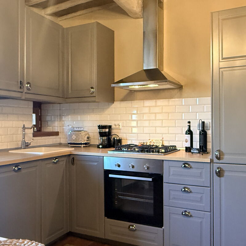 Charming Apartment by Halldis: Cuisine