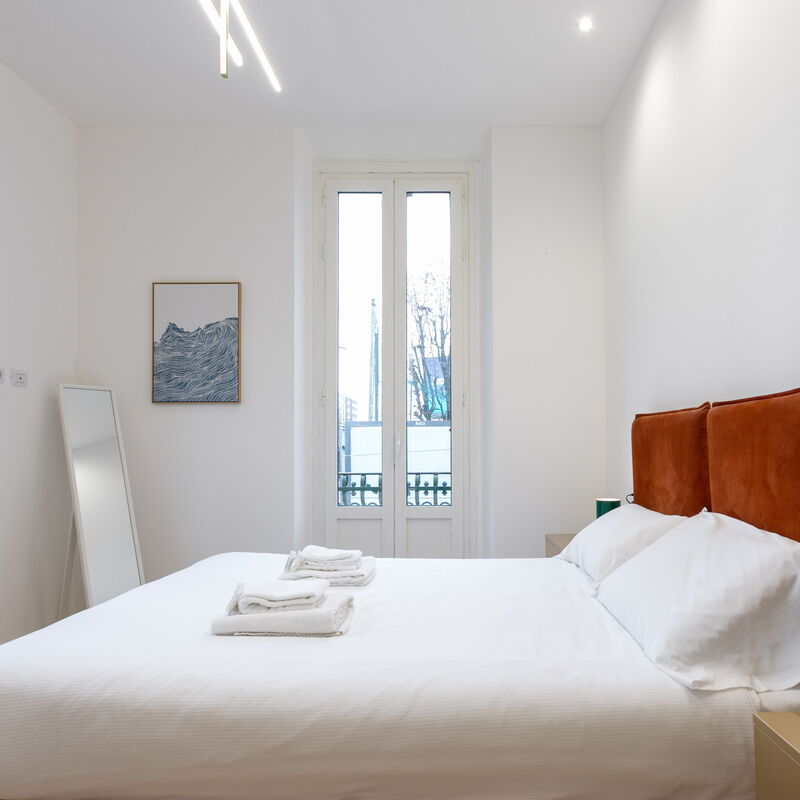 Bartolini Modern 2 Bedrooms by Halldis: Bedroom