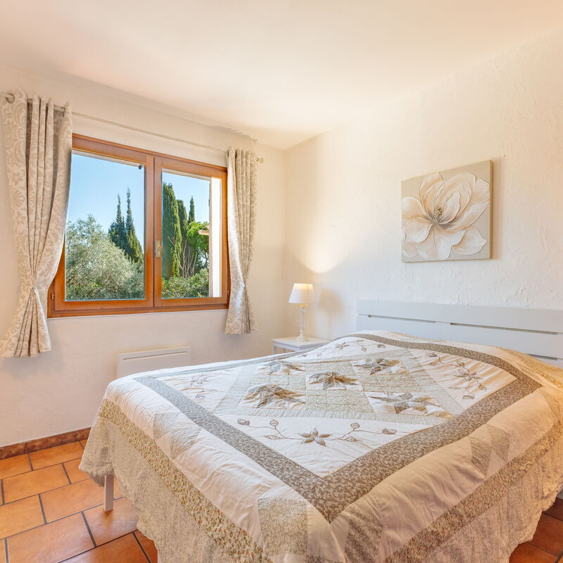 Villa Eden 2: Bedroom