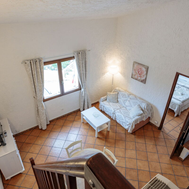 Villa Eden 2: Living Room