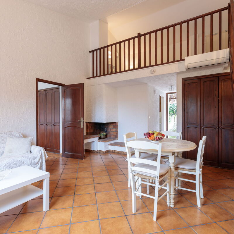 Villa Eden 2: Living Room