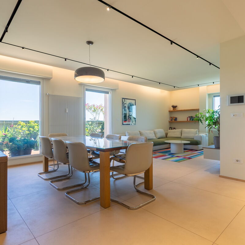 Marescalchi: Dining Room, Living Room