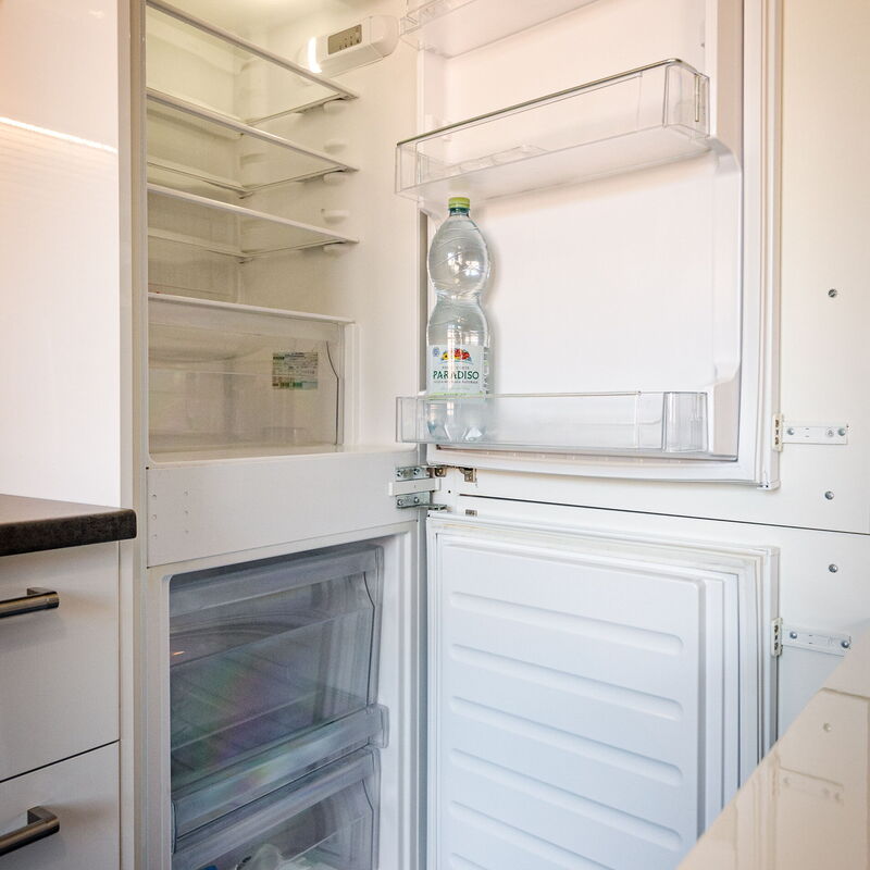 Auditorium Home: Kitchen, Room Detail