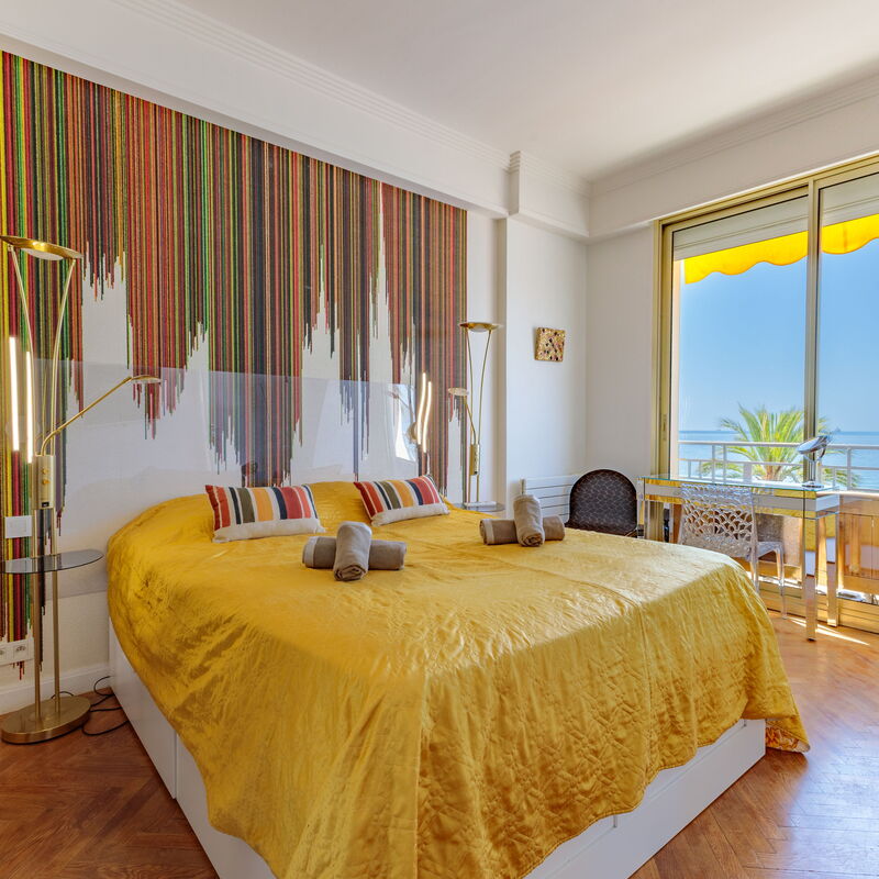 Cannes Beach: Bedroom