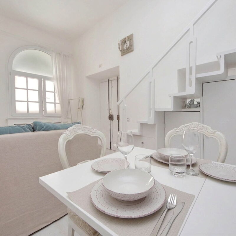 Lovely Comfort Studio in Trastevere: Cucina, Soggiorno