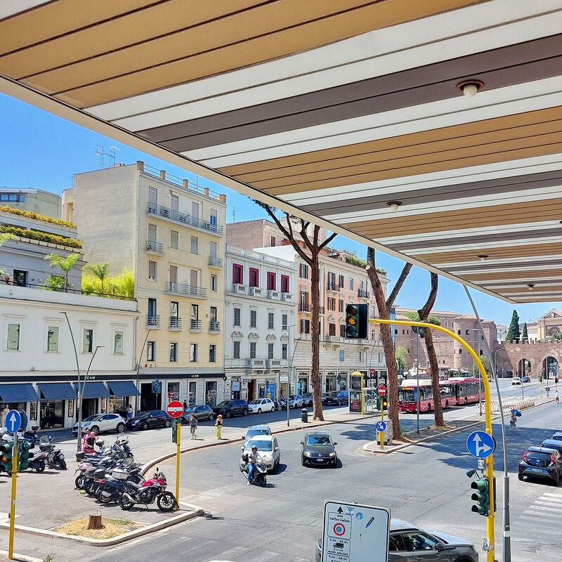 New Via Appia 1Bdr - Near Metro San Giovanni: Extérieurs, Vues