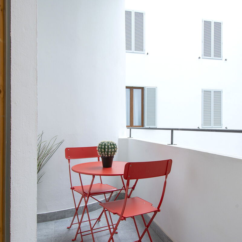 Cavour Stylish House: Balcony / Terrace / Patio