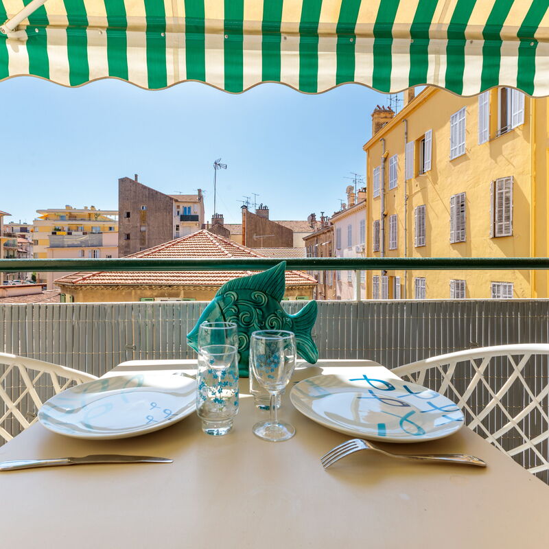 Cozy 2: Balcony / Terrace / Patio