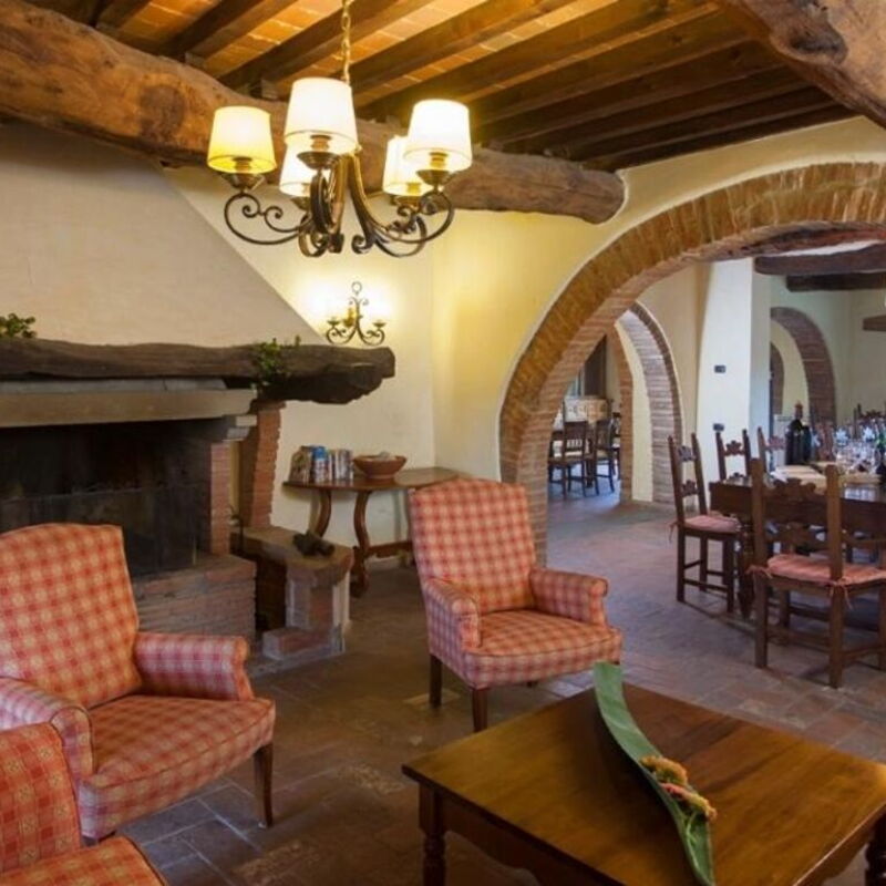 Villa Cerretello 22: Dining Room, Living Room