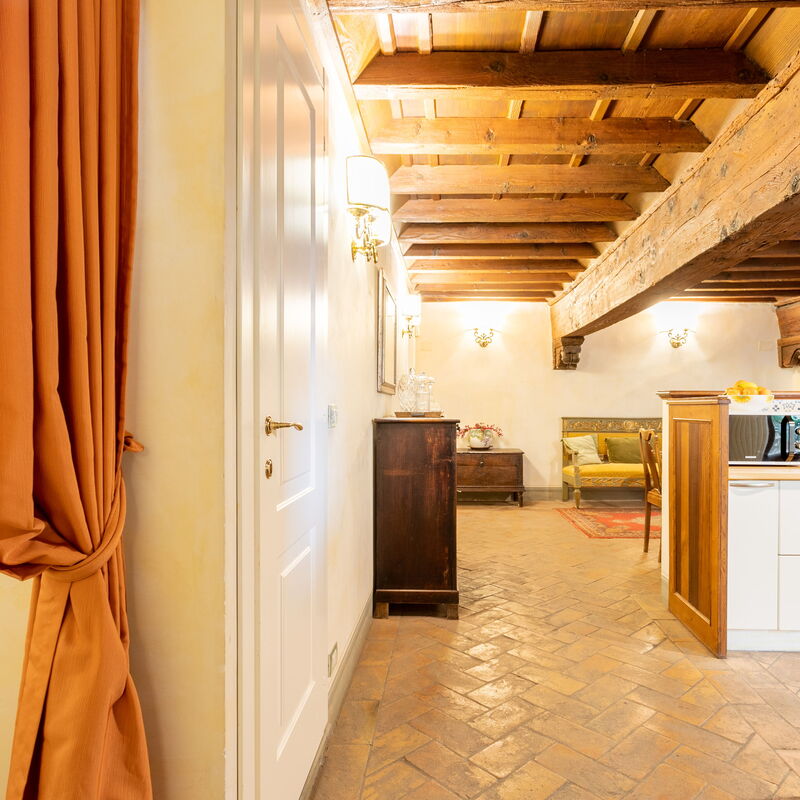 Duomo Vigna Nuova: Dining Room, Kitchen