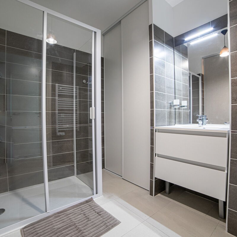 Marina Bay: Bathroom